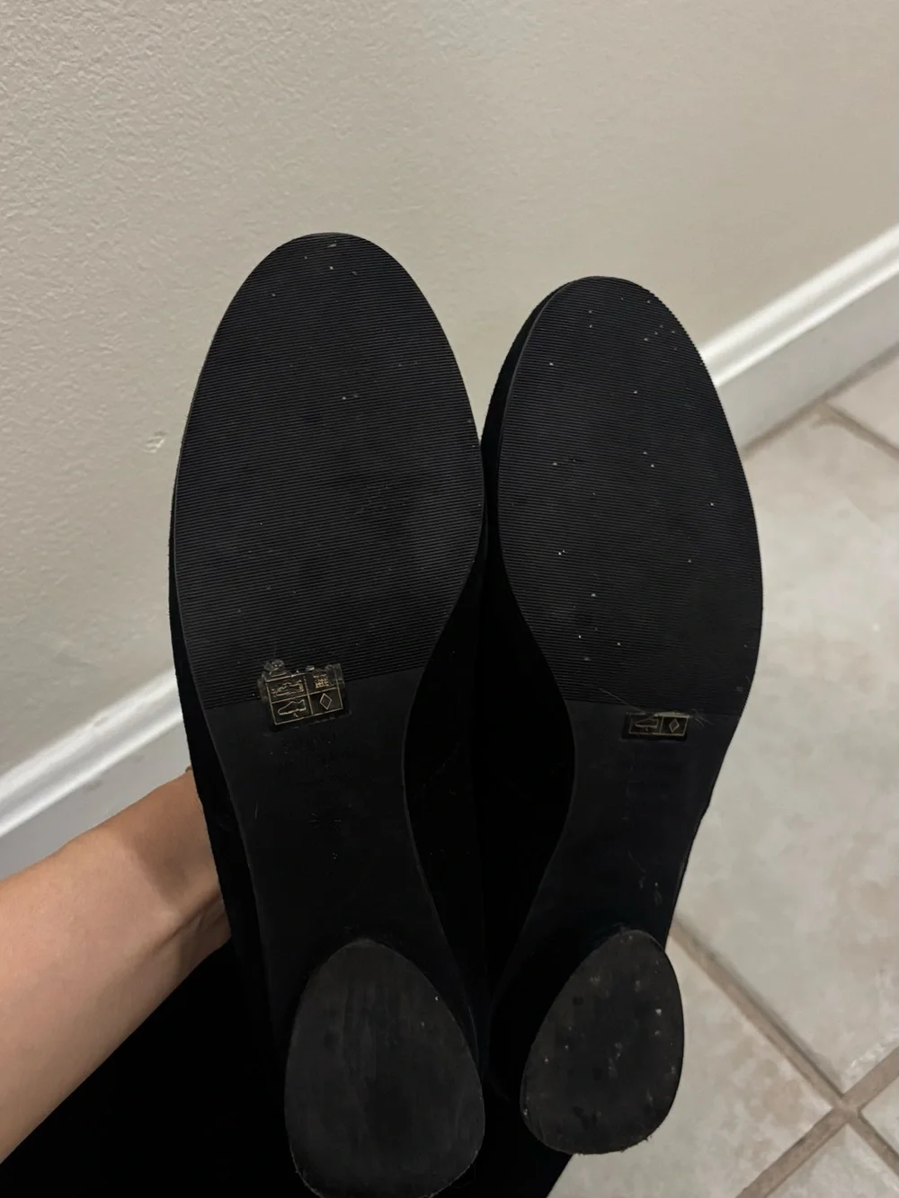Stuart Weitzman authentic stuart